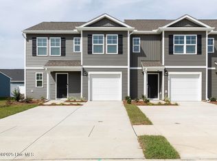 121 S Grassland Rd #TOWNHOUSE 38, Surf City, NC 28445
