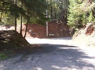 1253 Brown Ct, Willits, CA 95490