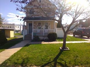 132 William St, Plains, PA 18705