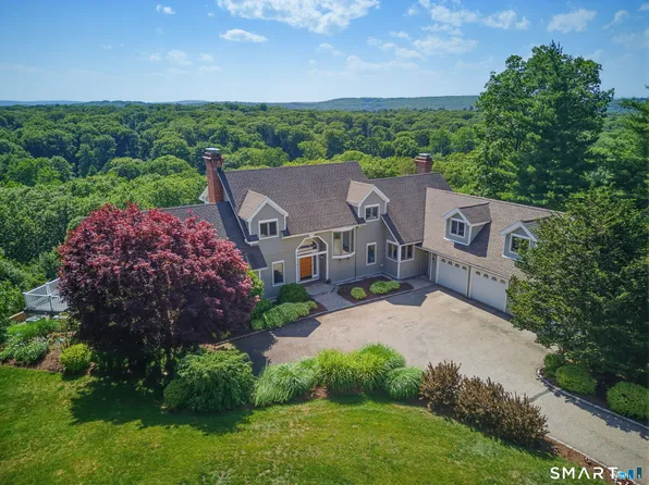 49 Wyngate Drive, Avon, CT 06001