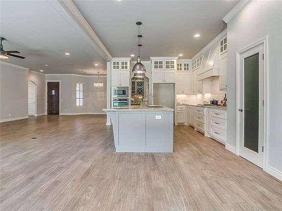 4th image of 2948 Allie Dr