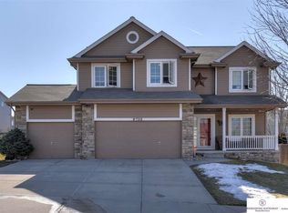 9735 Florence St, La Vista, NE 68128