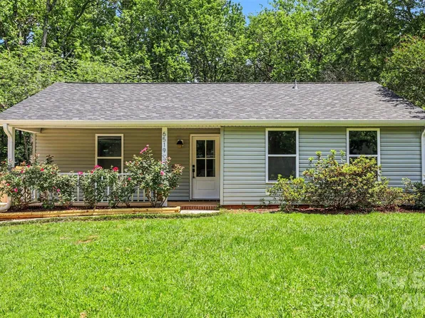 6519 Piney Path Rd, Charlotte, NC 28212