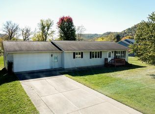 39241 Kc Dr, Winona, MN 55987