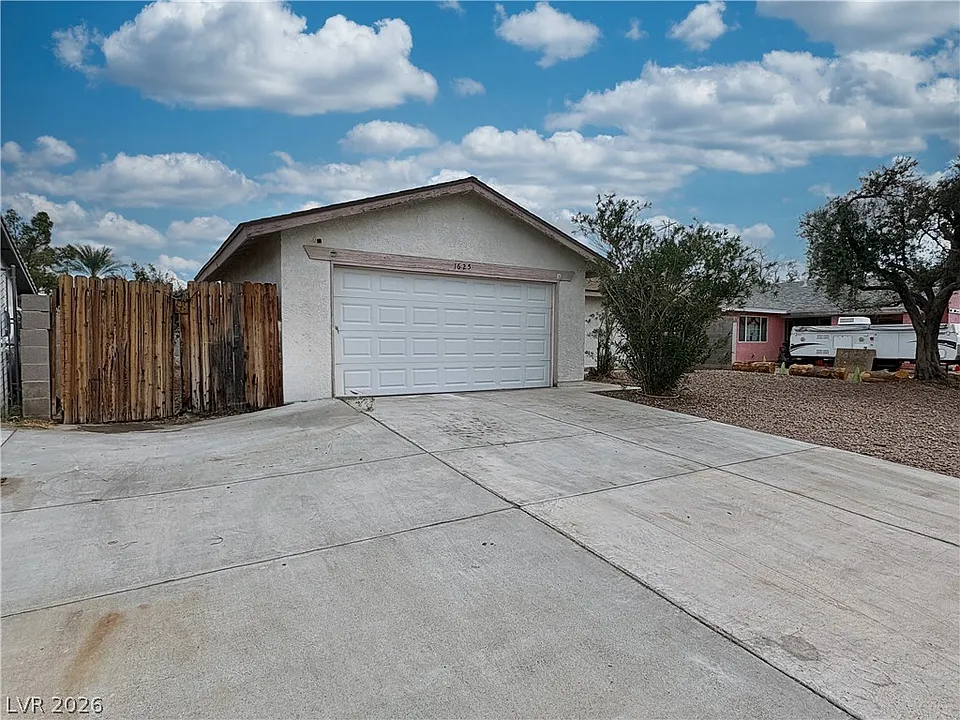 1625 Crest Haven Ave