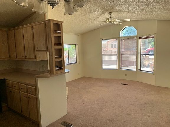 4th image of 13478 E 48th Dr