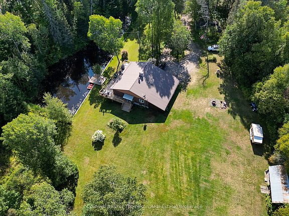 2nd image of 15 Municipal Rd N