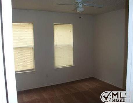 2nd image of 1854 Amber Ln