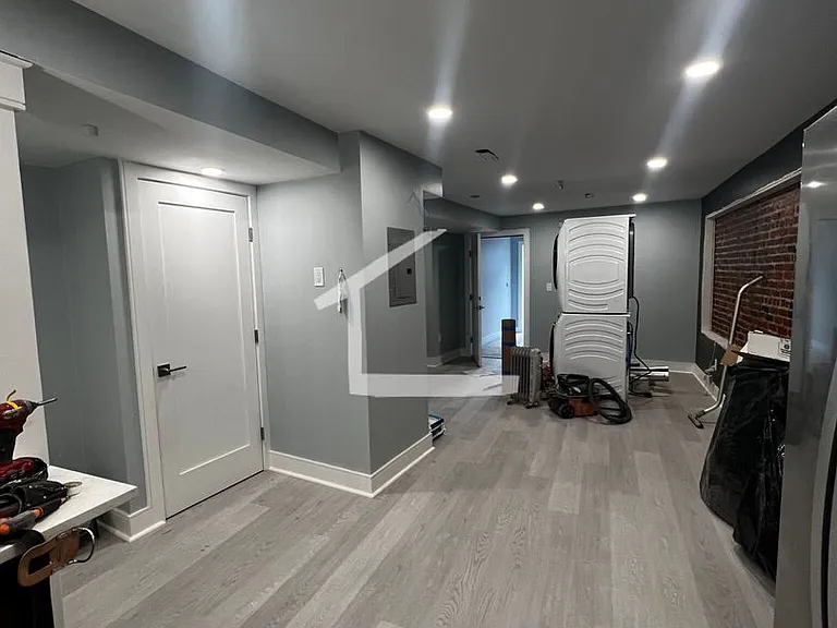 15 University Rd #A — Photo 6