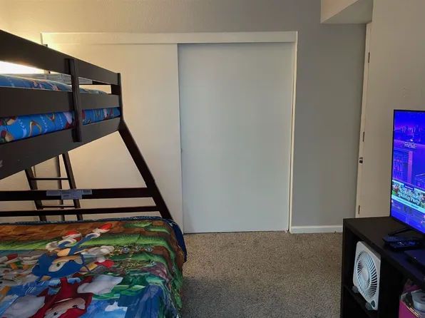 5684 Hillsdale Blvd, Sacramento, CA 95842