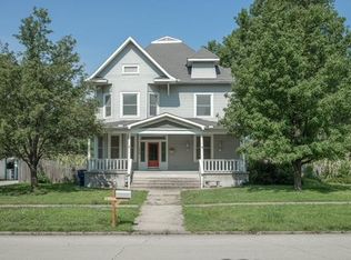 300 S State St, Caney, KS 67333