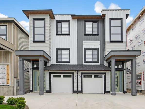 8136 168th St #101, Surrey, BC V4N 0J3