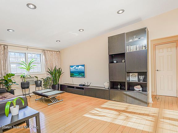 4th image of 396 Maryland Ave APT 3A