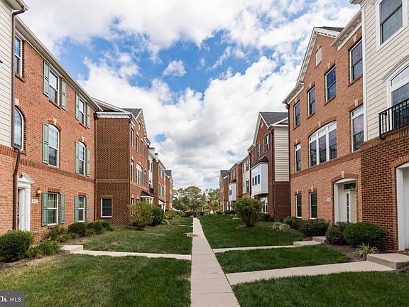 2nd image of 534 Raymond Dr #29