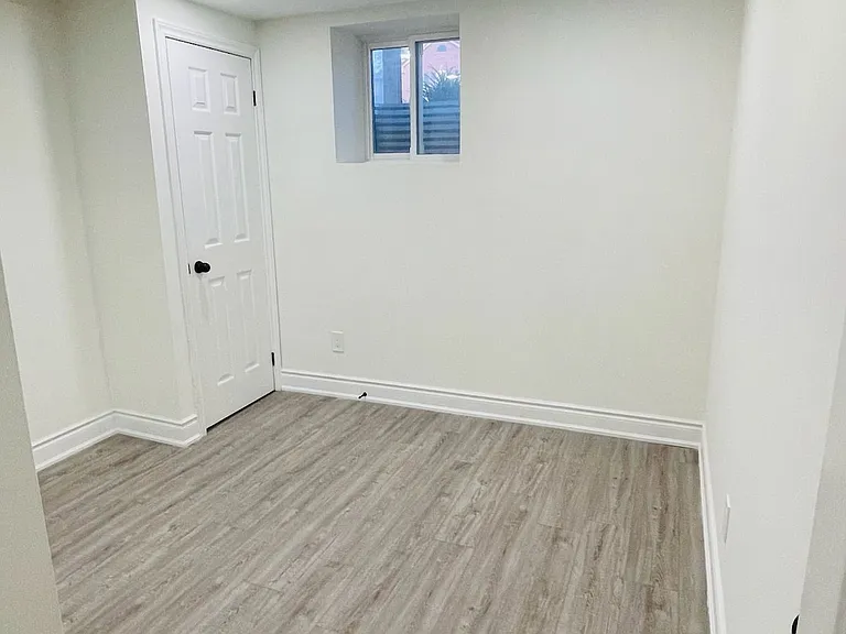 98 Nuffield St #BASEMENT — Photo 10