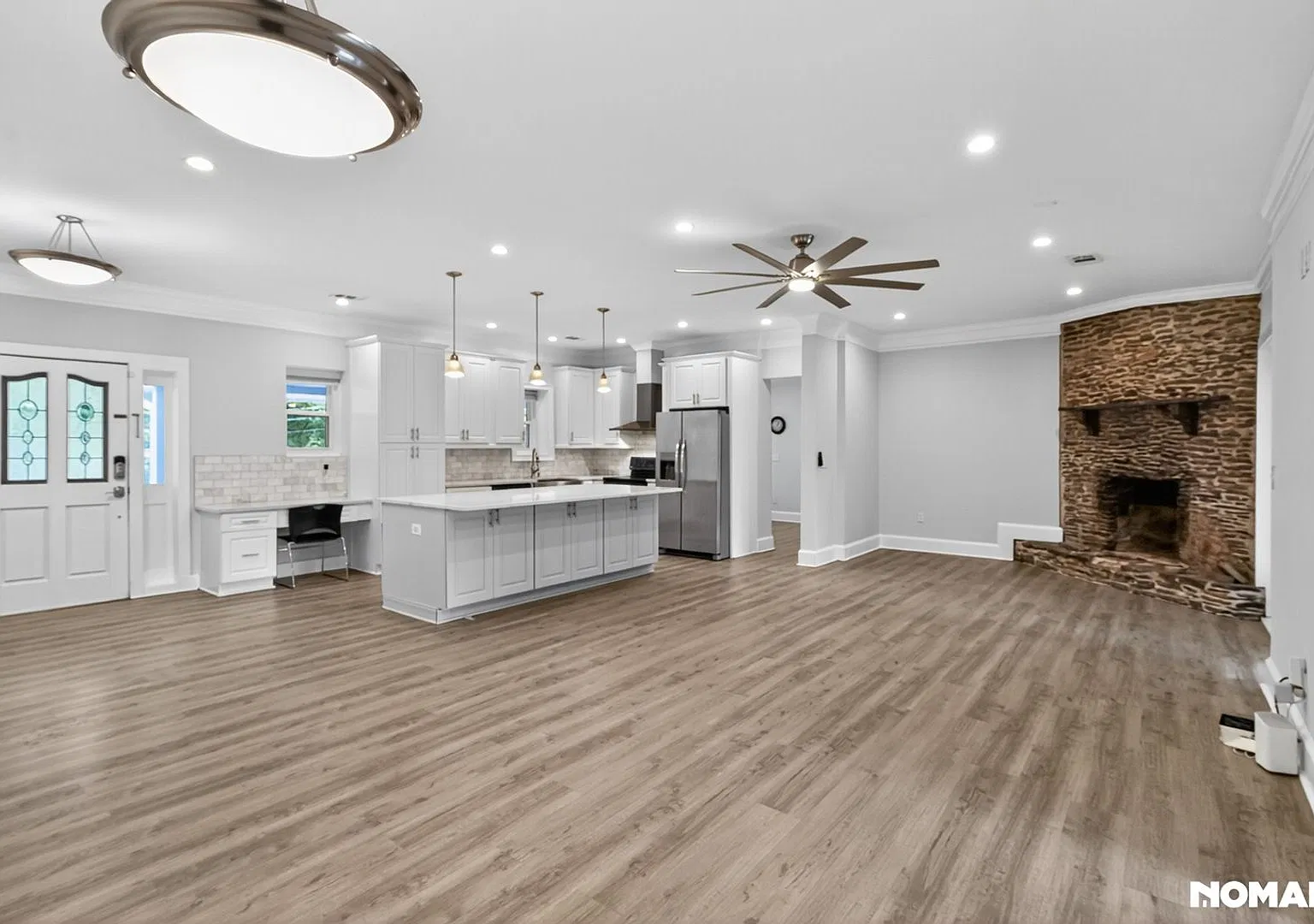 Spacious 4BR House on 5 acres in Snellville — Photo 3