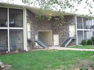 2903 Park De Ville Pl, Columbia, MO 65203