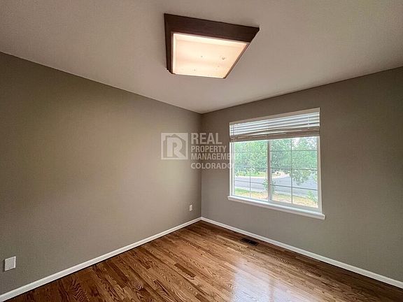 4th image of 9979 Blackbird Cir