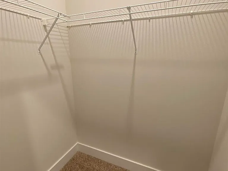 5870 Danbury Blvd — Photo 24