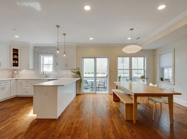271 Gold St #2, South Boston, MA 02127