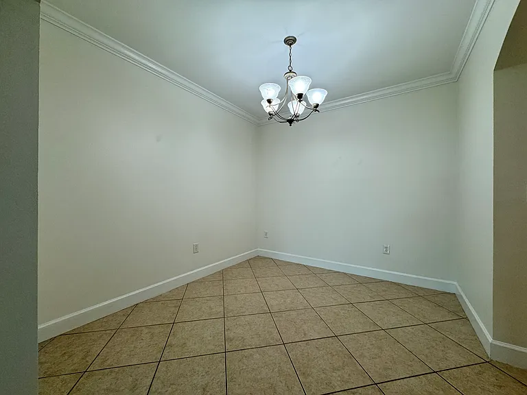 808 3rd Ave W #301 — Photo 10