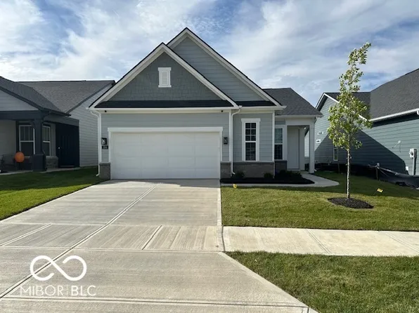 796 Daisy St, Greenwood, IN 46143