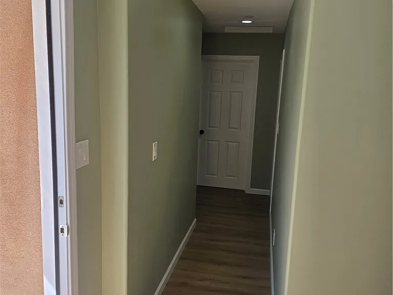 421 W Lexington — Photo 5