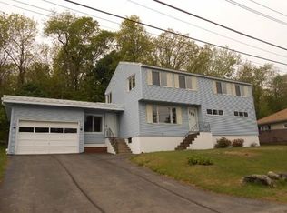 87 View St, Dracut, MA 01826