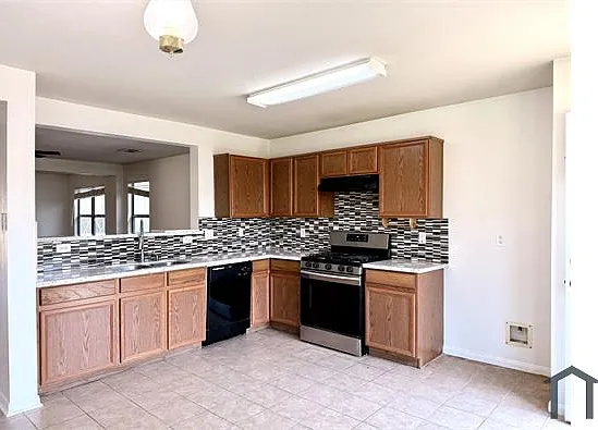 16127 Cole Bridge Ln — Photo 17