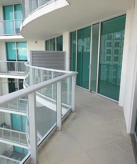 300 S Biscayne Blvd #T-3505 — Photo 17