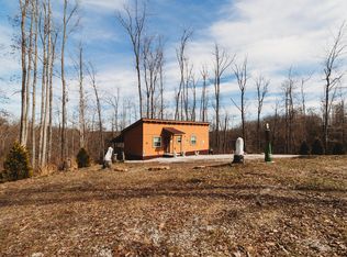 4543 Amos Ridge Rd, Frenchburg, KY 40322