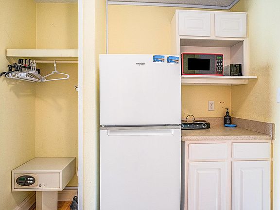 3rd image of 1207 S Ocean Blvd. #51212