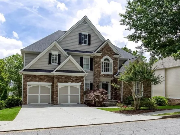 1688 Holcomb Lake Rd, Marietta, GA 30062