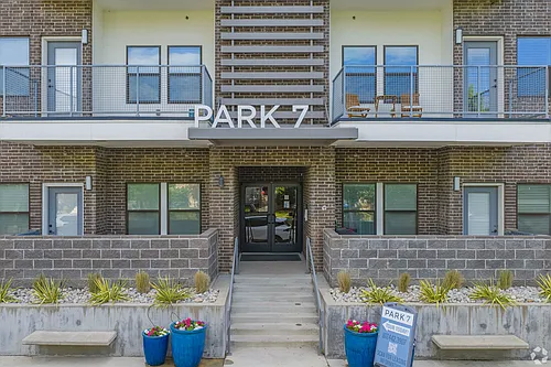 Park 7 Photo 1
