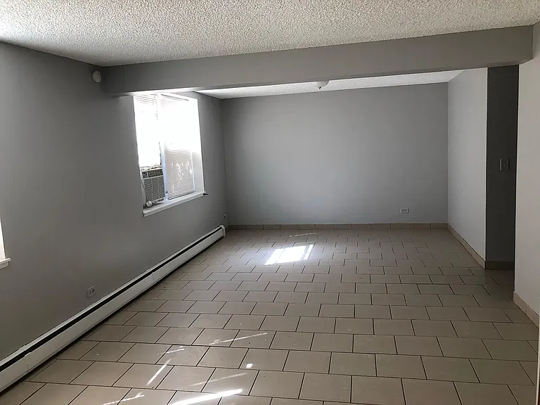 1596 Mark Ave — Photo 4