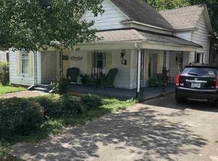 718 Washington Ave, Etowah, TN 37331