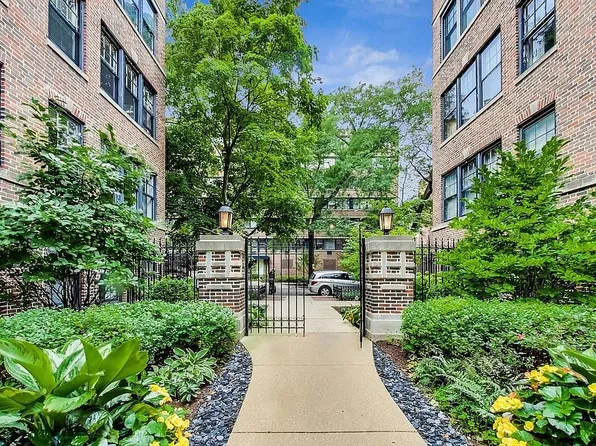 2309 N Commonwealth Ave APT 1E, Chicago, IL 60614