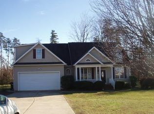 8508 Fieldstream Dr, Stokesdale, NC 27357