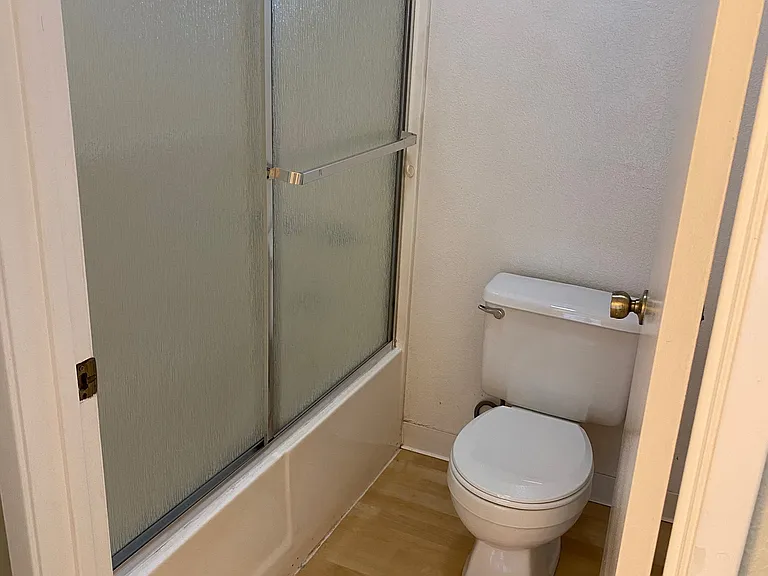 29599 Vanderbilt St — Photo 9