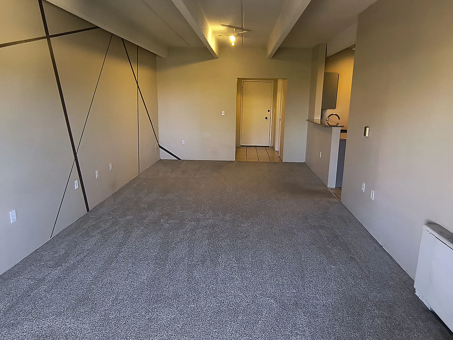 551 N Pearl St — Photo 4