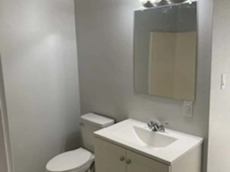 203 Maler Rd — Photo 3