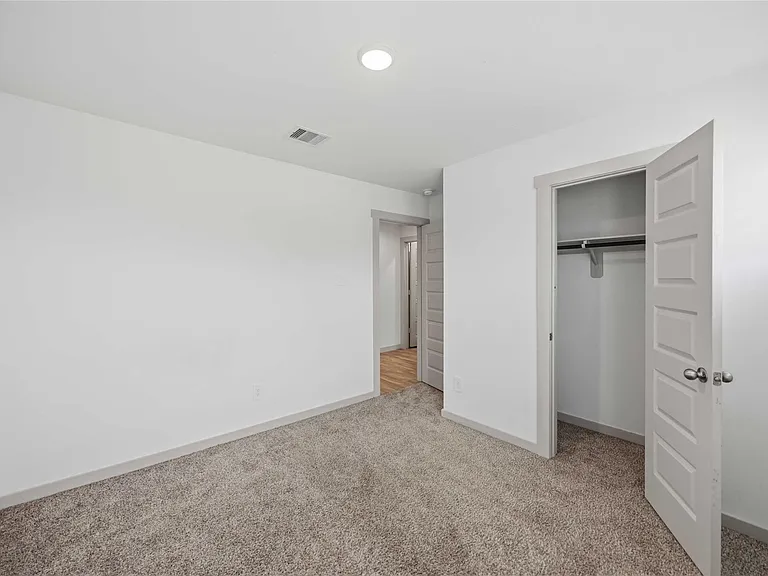 7219 Whispering Leaf St — Photo 13