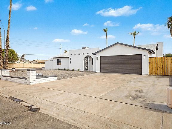 4th image of 3937 E ANDORRA Drive