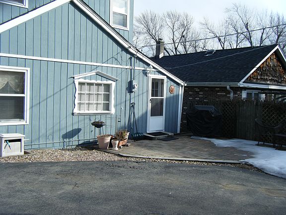 3rd image of 23724 North Valley Road