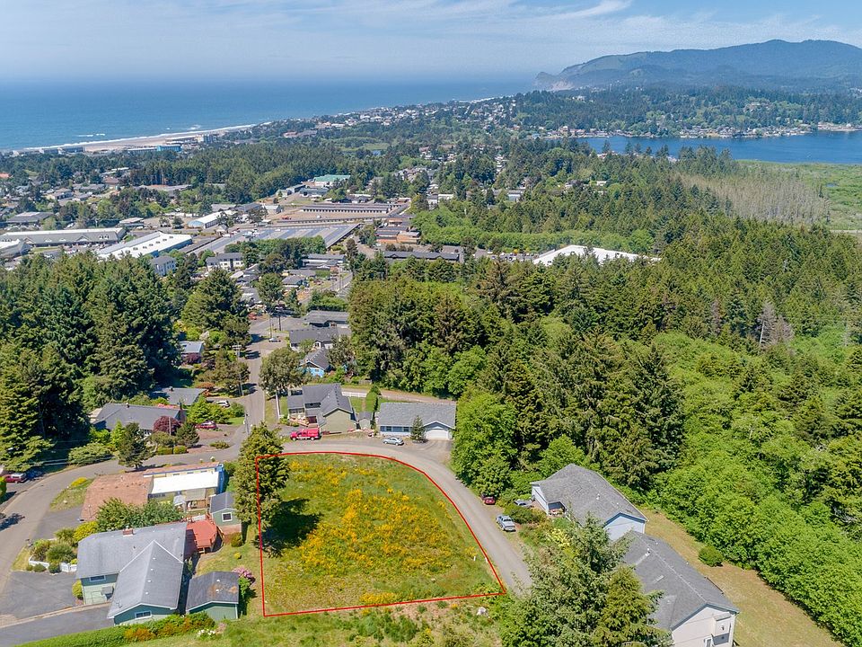 1st image of SE Oar Dr