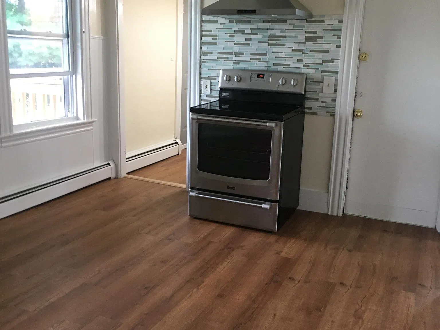 3 bed, $2,300 — Photo 3