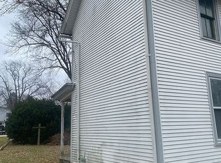 146 N Brown St, Genoa, IL 60135