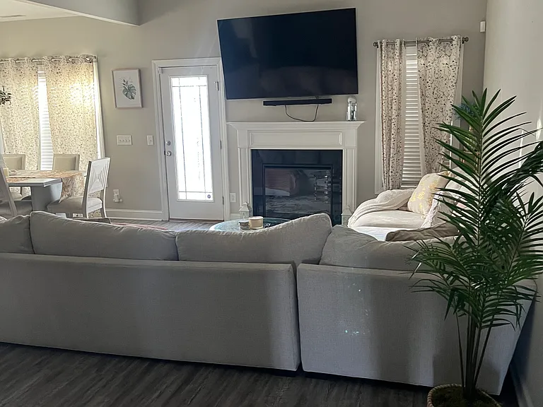 2109 Tulls Cove Rd #B — Photo 8