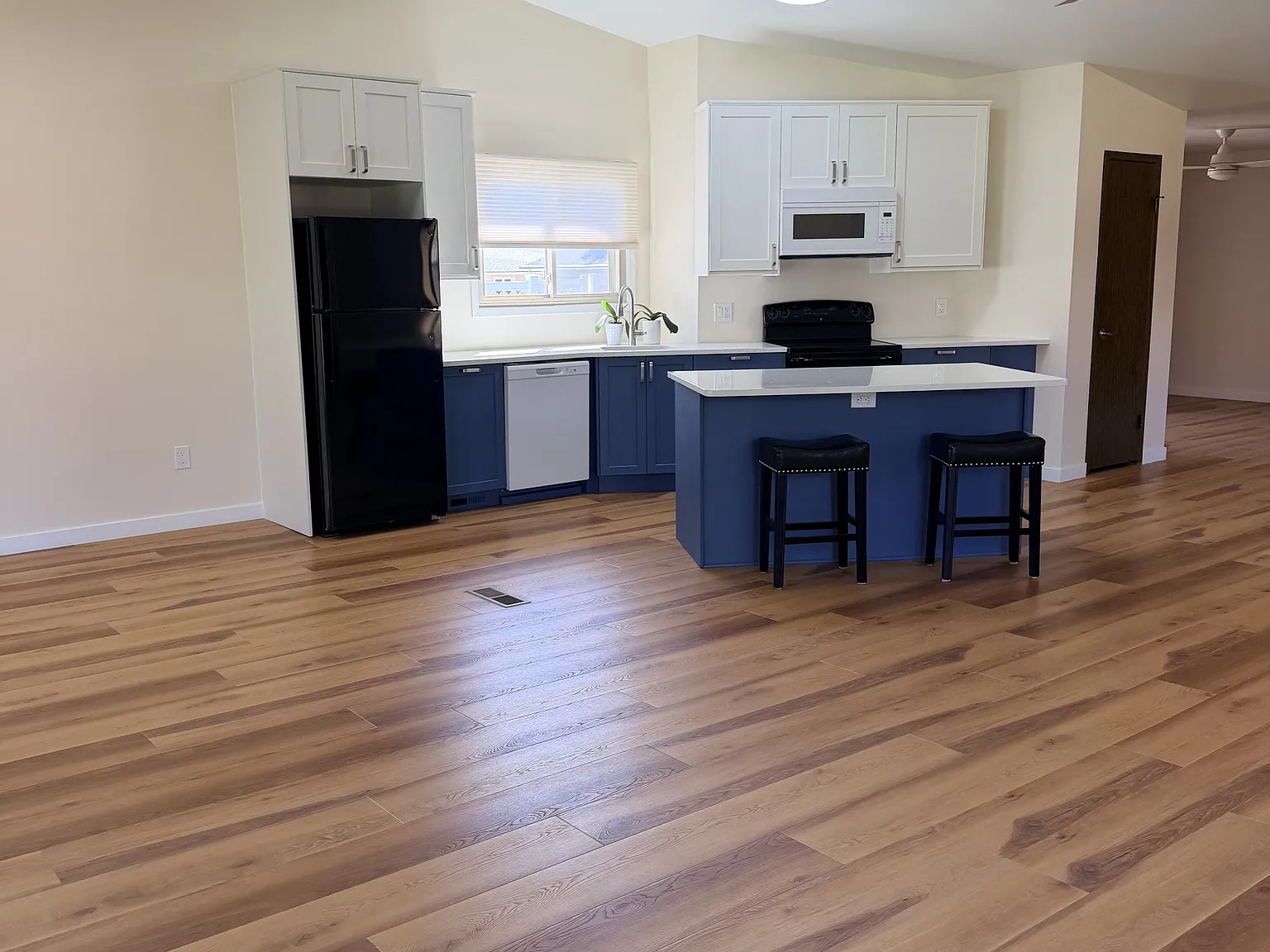 23 Scott Drive North - 1 — Photo 4