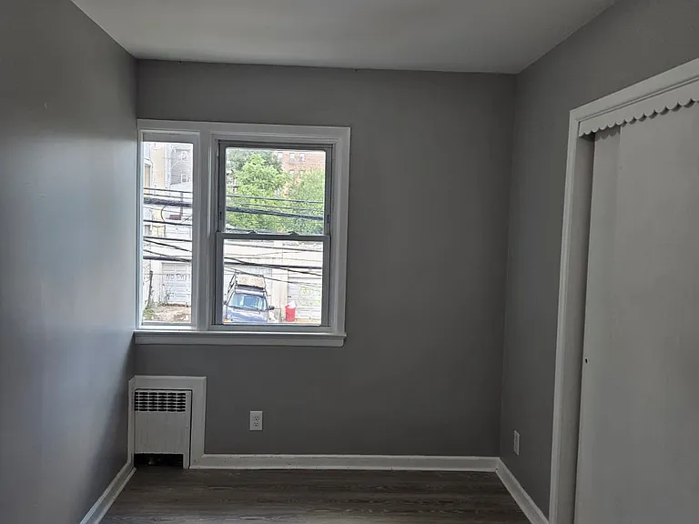 158 3rd Ave #2R — Photo 15